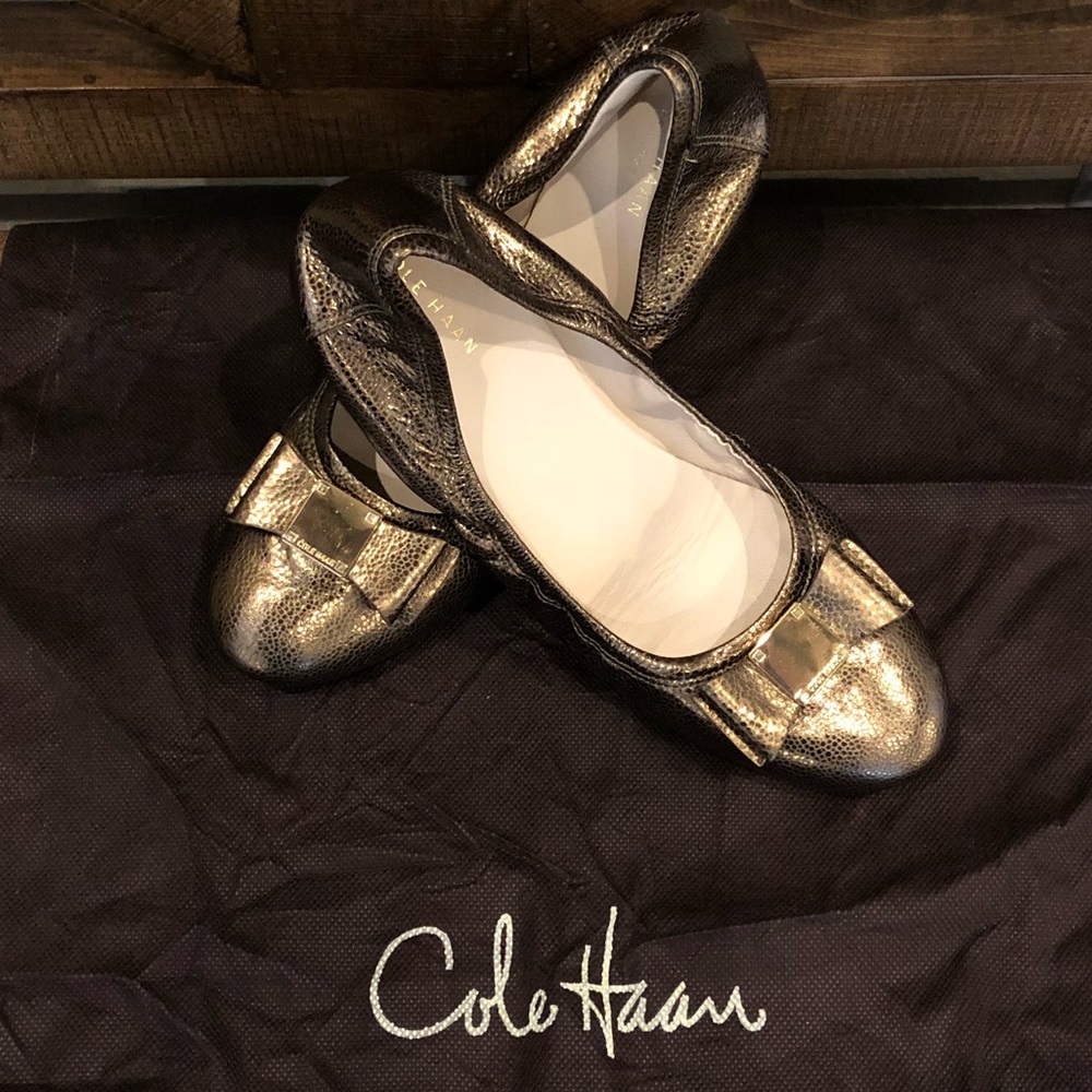 Cole Haan beautiful flats!!!